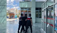 Burdur'da Şerit Değiştirme Kavgası Silahlı Saldırıya Döndü: 1 Ağır Yaralı, 1 Tutuklama!