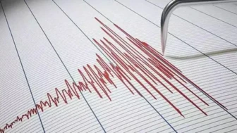 Adana'da Ardı Ardına Gelen Depremler Paniğe Neden Oldu!
