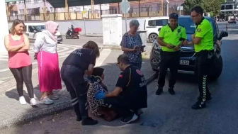 Antalya'da Yaya Geçidinde Trafik Kazası Meydana Geldi, Yaralılar Var