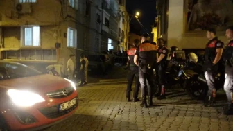 İzmir'de Cinayet: Ömer Kakız, Feride Kakız Gözaltına Alındı!