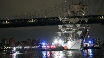 Meksika bandıralı gemi, Brooklyn Köprüsüne çarptı!