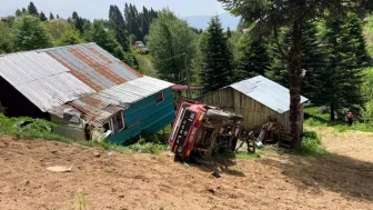 Sakarya Akyazı'da Kamyonet Devrildi: Ali Gürek Öldü, Bir Yaralı Var!