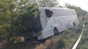 Konya Ereğli'de Yolcu Otobüsü Devrildi: 1 Ölü, 26 Yaralı!