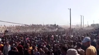İsrail, insani yardım alan Filistinlilere saldırarak 31 kişinin ölümüne sebep oldu.