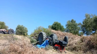 Traktör Devrildi, Oğul  Bilal Yılmaz Hayatını Kaybetti!