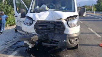 Konya Beyşehir'de Minibüs Kazası: 3 Kişi Yaralandı!