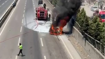 Kocaeli Dilovası'nda Felaket Otomobil Yangını Meydana Geldi!