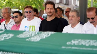 Uraz Kaygılaroğlu'na doğum gününde acı haber! Dedesini kaybetti!