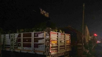 Hatay'da Manavda Yangın Paniği: Şofbenden Çıktığı Tahmin Ediliyor!