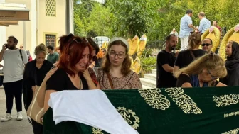Yeşilçam'ın Usta İsimlerinden Münir Özkul'un Eşi Umman Özkul Öldü!