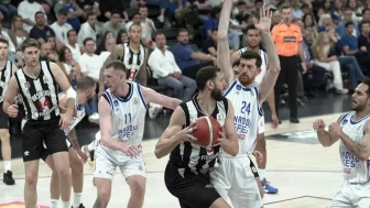 Beşiktaş Fibabanka-Anadolu Efes yarı final serisinin beşinci maçı!