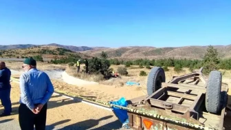 Sivas'ta Traktör Kazası: Celil Alnıaçık ve Bedir Alnıaçık Öldü!