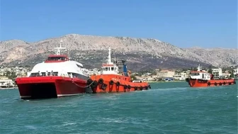 Çeşme'den Sakız Adası'na Yol Alan Gemide Korkutan Kaza!