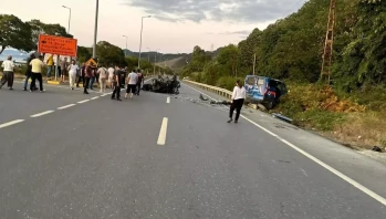 Zonguldak'ta A.R.Ç. Jandarma Aracına Çarpıp Ağır Yaralandı