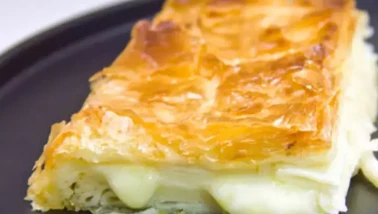 Tabakta dağılmayan su böreği hüner ister! Hazırını unutturacak börek!