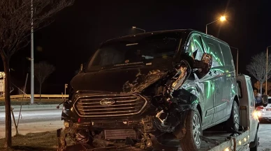 Afyonkarahisar'da Meydana Gelen Trafik Kazasında 6 Kişi Yaralandı!