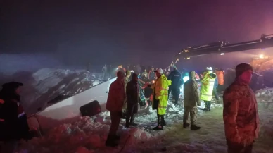 Bingöl'de Otobüüs Devrildi 4 Kişi Öldü , 32 Kişi Yaralandı