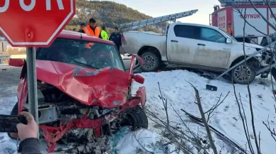 Bolu'da Trafik Kazası Meydana Geldi: 4 Kişi Yaralandı!
