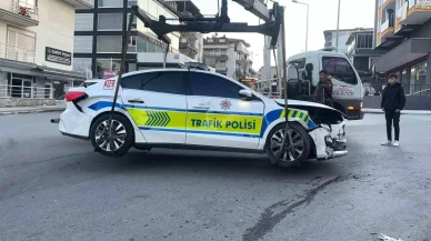Denizli'de Meydana Gelen Trafik Kazası: 4 Kişi Yaralandı!