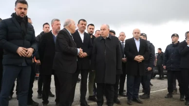 Denizli'de Üzücü Kaza: 2 Kişi Hayatını Kaybetti, 26 Kişi Yaralandı!