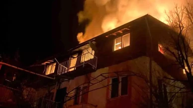 Isparta'da İki Katlı Müstakil Ev Yangında Küle Döndü!