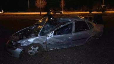 Karaman'da Meydana Gelen Trafik Kazasında Araç Takla Attı!