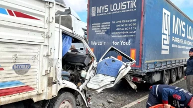 Sakarya'da Felaket Kaza: Kamyonet Tırla Çarpıştı Mustafa Karagöz Öldü