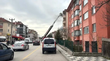 Bolu'da Bir Apartmanda Çıkan Yangın Büyük Panik Yarattı!