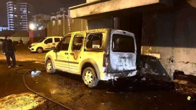 Hatay'da Bodrum Katında Yangın: Park Halindeki Araç Hasar Gördü