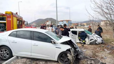 Isparta'da Kaza: Ali Osman Pezer ve Ahmet Taha Özet Öldü, 3 Yaralı!