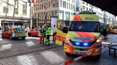 Mannheim'de Araç Kalabalığa Daldı: 2 Ölü, 25 Yaralı!