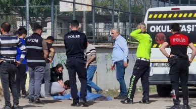 Arkadaşını Okul Servisinin Önüne İten Çocuğun Şakası Ölümle Sonuçlandı