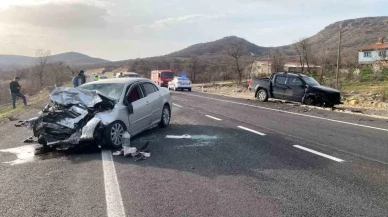 Uşak'ta Felaket Kaza: Halil Y. Hayatını Kaybetti, 2 Kişi Yaralı!