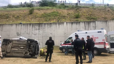 Düzce'de Otoparka Düşen Araç Kazasında 2 Kişi Yaralandı!