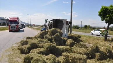 Salihli'de Kamyonet Takla Attı: Şok Edici Trafik Kazası Meydana Geldi!