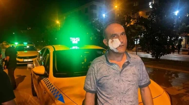 Yol verme kavgası taksi durağına taştı: 2 kişi yaralı!