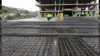 Seferihisar'da mahalle sakinlerini endişelendiren beton santrali!
