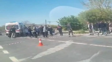 Denizli'de Kavşakta Kaza: Hüseyin Orul Öldü, Araçlar Hurdaya Döndü!