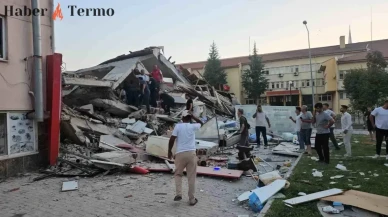 Balıkesir'de 6.1'lik Deprem: 10 Bina Feci Şekilde Yıkıldı!