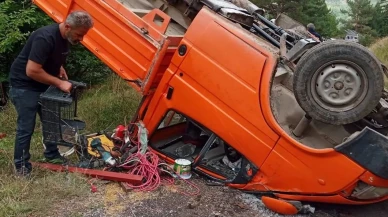 Ardahan Posof'ta Trafik Kazası: 3 Kişi Yaralandı, Orman İşletmesi Pikap Sürücüsü Kaçtı!
