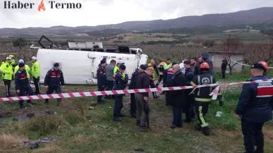 Denizli’de Memur Servisi Kaza Yaptı: 1 Hemşire Öldü, 25 Kişi Yaralandı