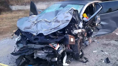 İzmir'de Meydana Gelen Zincirleme Kaza: 5 Ölü, 2 Yaralı!
