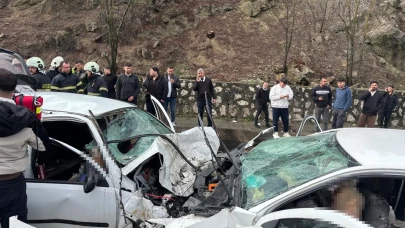 Burdur'da Feci Kaza: 7 Kişi Öldü, Vefat Edenlerin Tüm İsimleri.