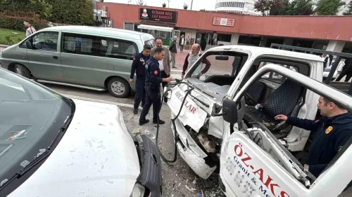 Bolu'da meydana gelen trafik kazasında 3 kişi yaralandı!