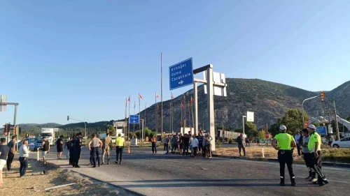 Manisa Kırkağaç'ta Trafik Kazası: Himmet Uzun Öldü, Emine Uzun Yaralı
