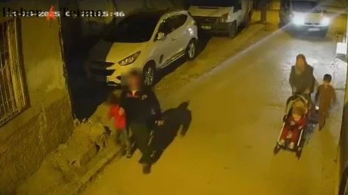 Adana'da Çocuğa Şiddet Olayı Kamerada: 5 Yaşındaki Kız Darp Edildi