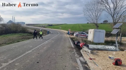 Tekirdağ'da Motosiklet Kazası: 20 Yaşındaki  Hayatını Kaybetti