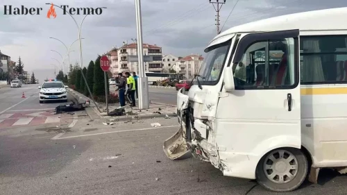Karaman'da Motosiklet Kazası: 23 Yaşındaki Ayşe Ünal Öldü