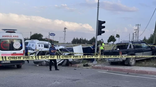 Konya'da Trafik Kazasında Bir Çift Hayatını Kaybetti