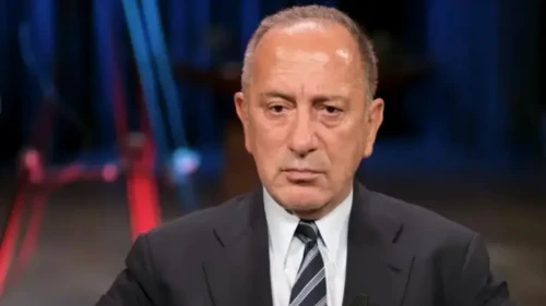 Defne Samyeli'den Gözaltına Alınan Fatih Altaylı'ya Destek!